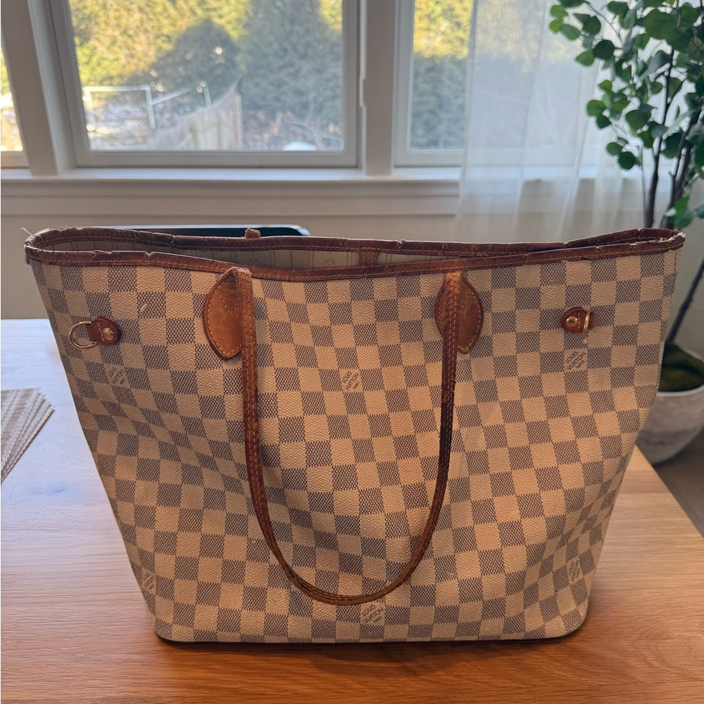 louis vuitton tote neverfull